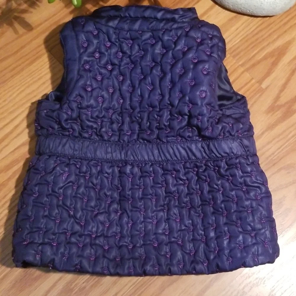Tahari euc puffy